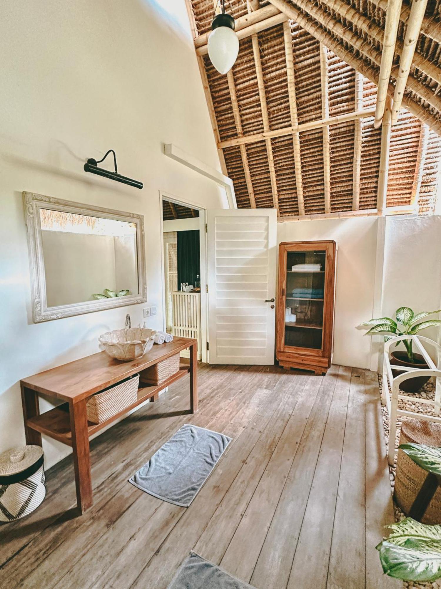 Vayam Boutique Resort ギリ・アサハン エクステリア 写真